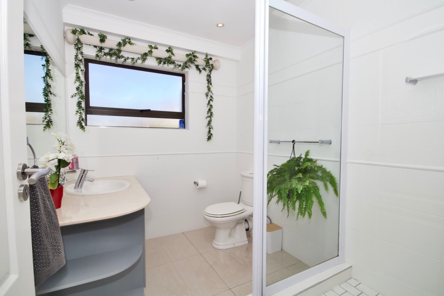 4 Bedroom Property for Sale in West Beach Western Cape